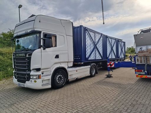 Scania R500 mit Spezialcontainer